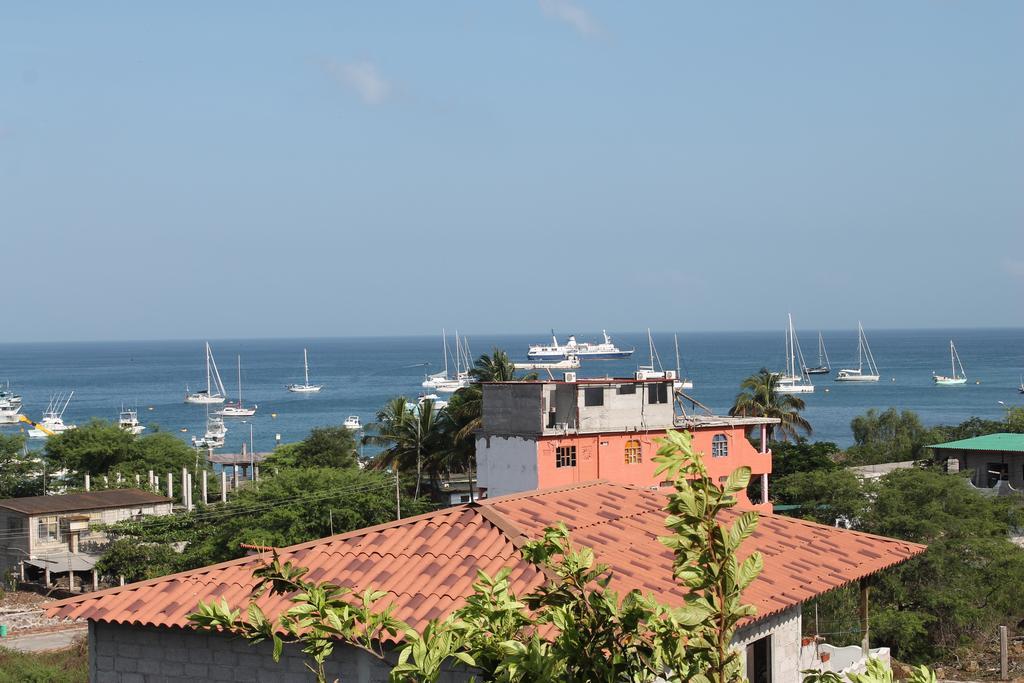 Dolphin House Ξενοδοχείο Puerto Baquerizo Moreno Εξωτερικό φωτογραφία